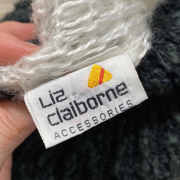 VTG Liz Claiborne beanie - Picture 2 of 5